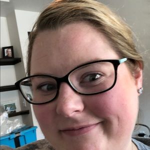 Meet your Posher, Amber-rae